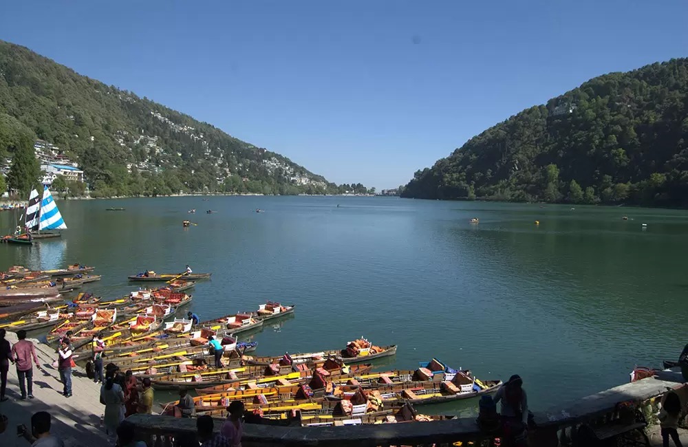 Nainital Bhimtal Almora Kausani Jim Corbett National Park Tour.